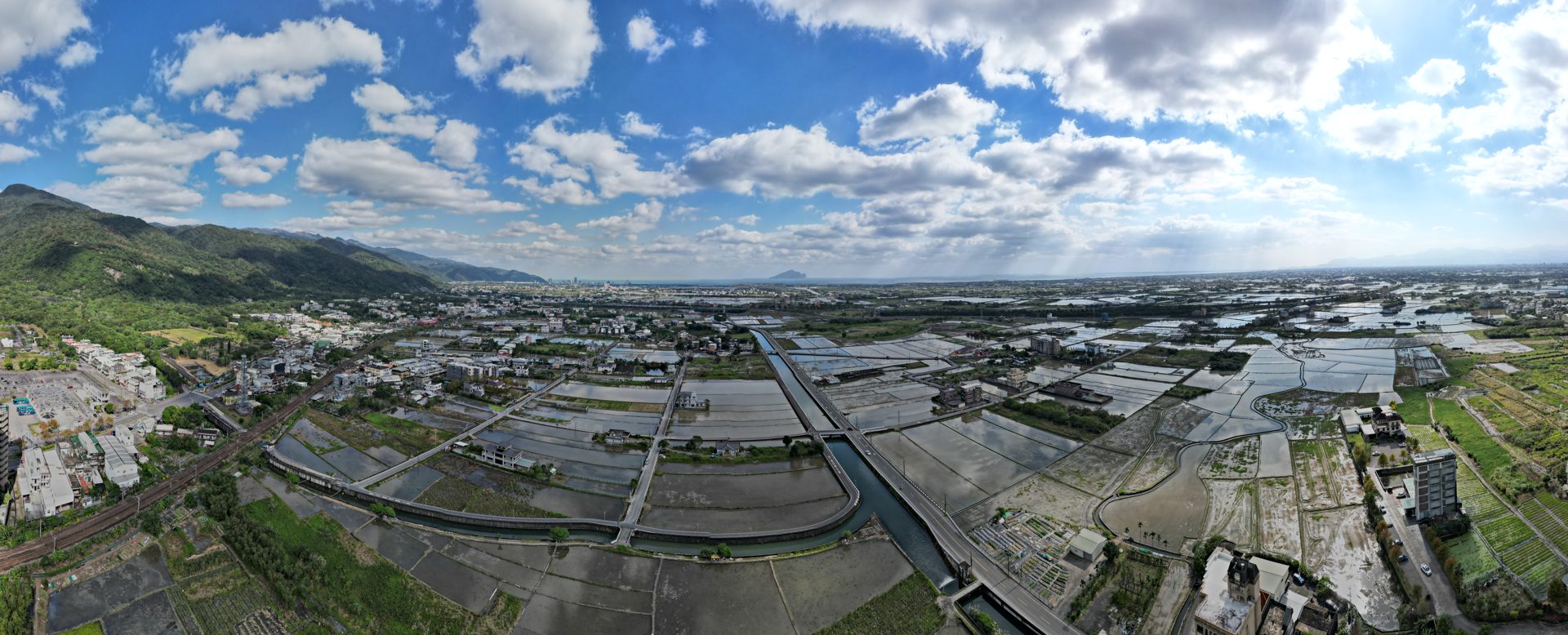 Guishan Island volcano trek - Jiaoxi Township with Turtle Island 龜山島 on the horizon.jpg