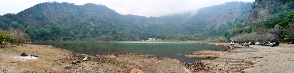 Trekking Tecapa Volcano: A Complete Guide to El Salvador’s Emerald Crater Lake Hike