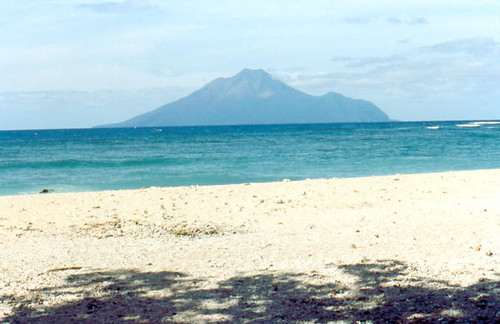 Technical Mountaineering on Lopevi Volcano: Vanuatu’s Remote Active Stratovolcano Trekking Guide