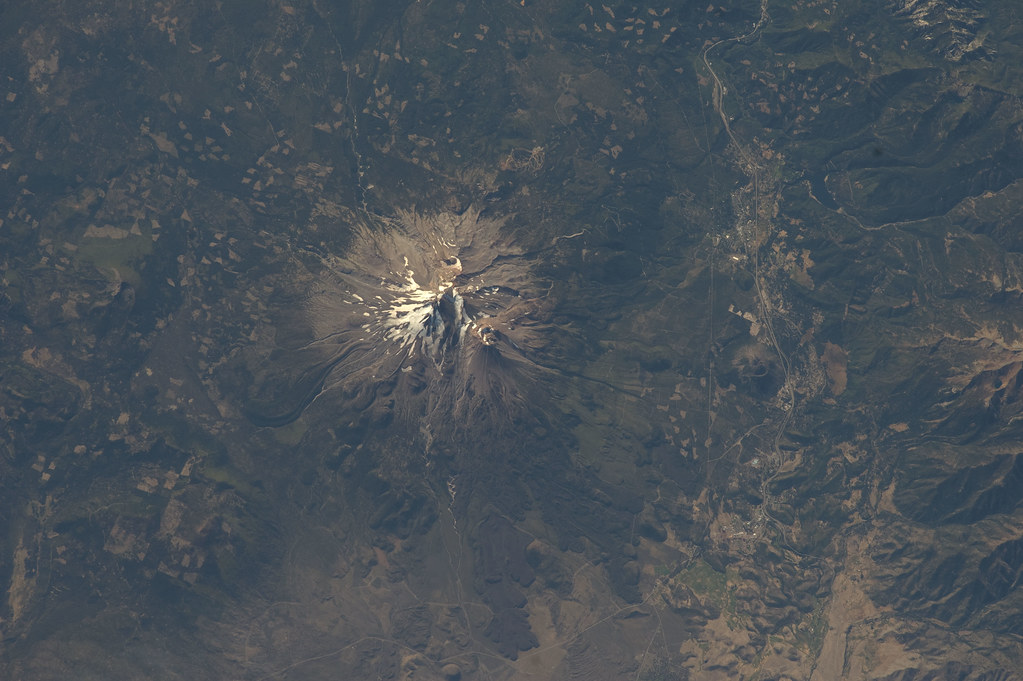 Mount Shasta volcano trek - Mount Shasta, California (NASA, International Space Station, 09/20/12)