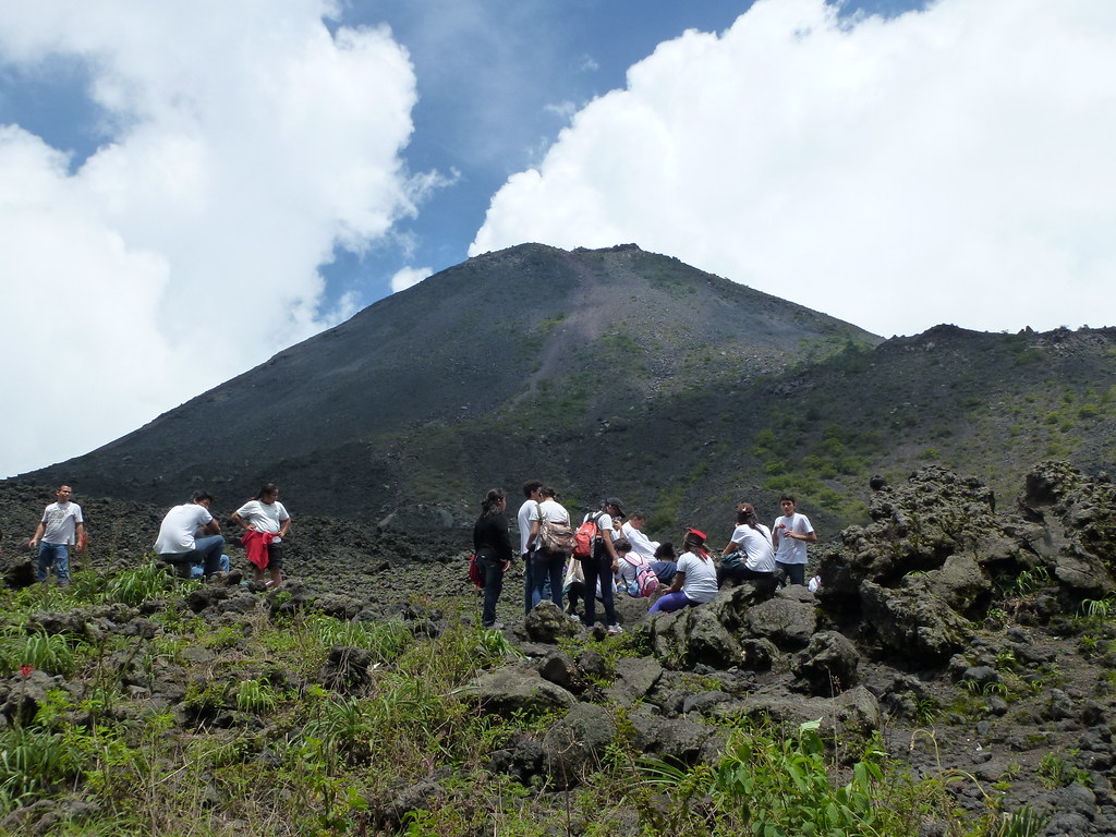 Izalco Volcano volcano trek - School group climbing Izalco Volcano, El Salvador