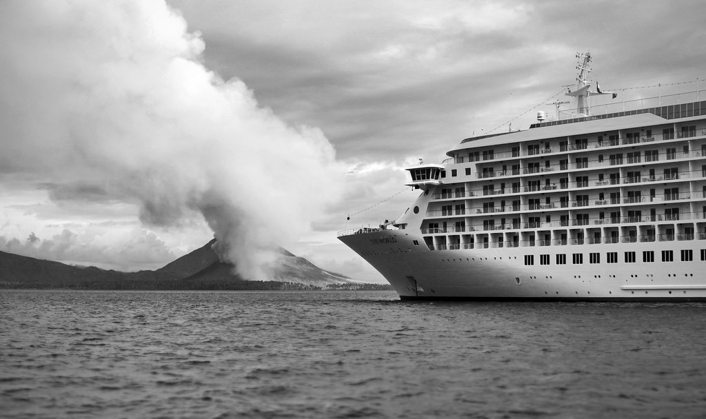Tavurvur volcano trek - Under the Volcano, Tavurvur Volcano, Rabaul, Papua New Guinea