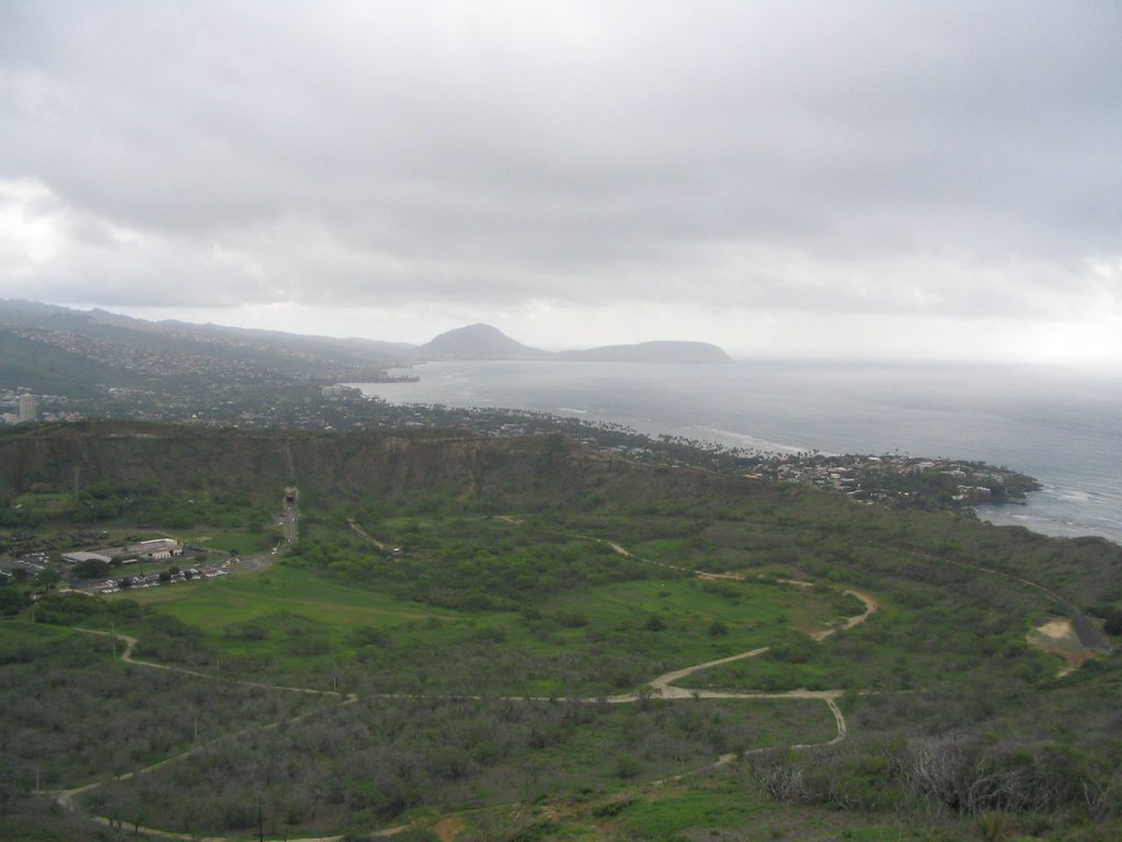 Diamond Head volcano trek - Diamond Head Crater, Oahu, Hawaii