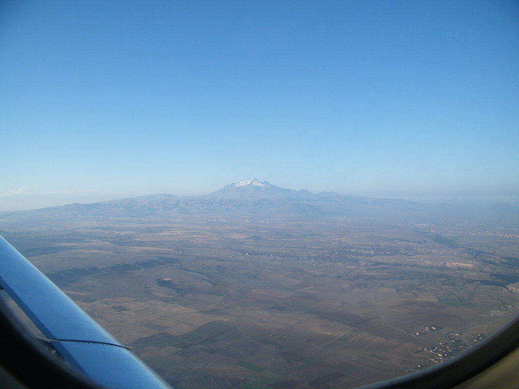 Mount Erciyes volcano trek - Mount Erciyes (Erciyes Dağı) from the plane