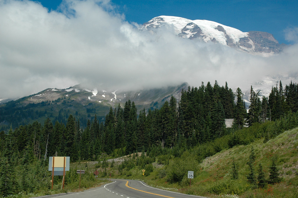 Mount Rainier volcano trek - Mount Rainier 2006