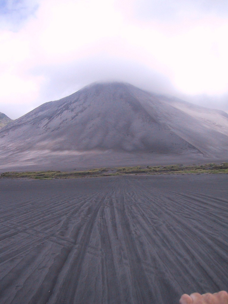 Mount Tukosmera volcano trek - Mount Yasur Volcano, Tanna Island Vanuatu