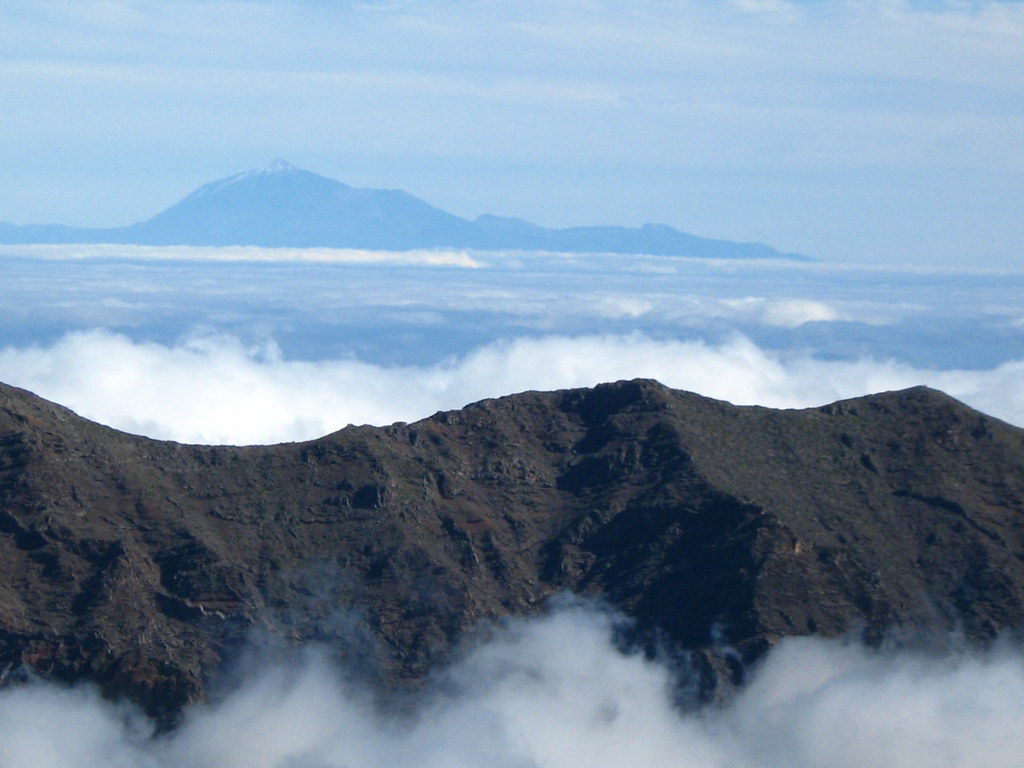 La Palma Caldera de Taburiente volcano trek - Tenerife desde la caldera de Taburiente - Tenerife from Caldera de Taburiente National Park