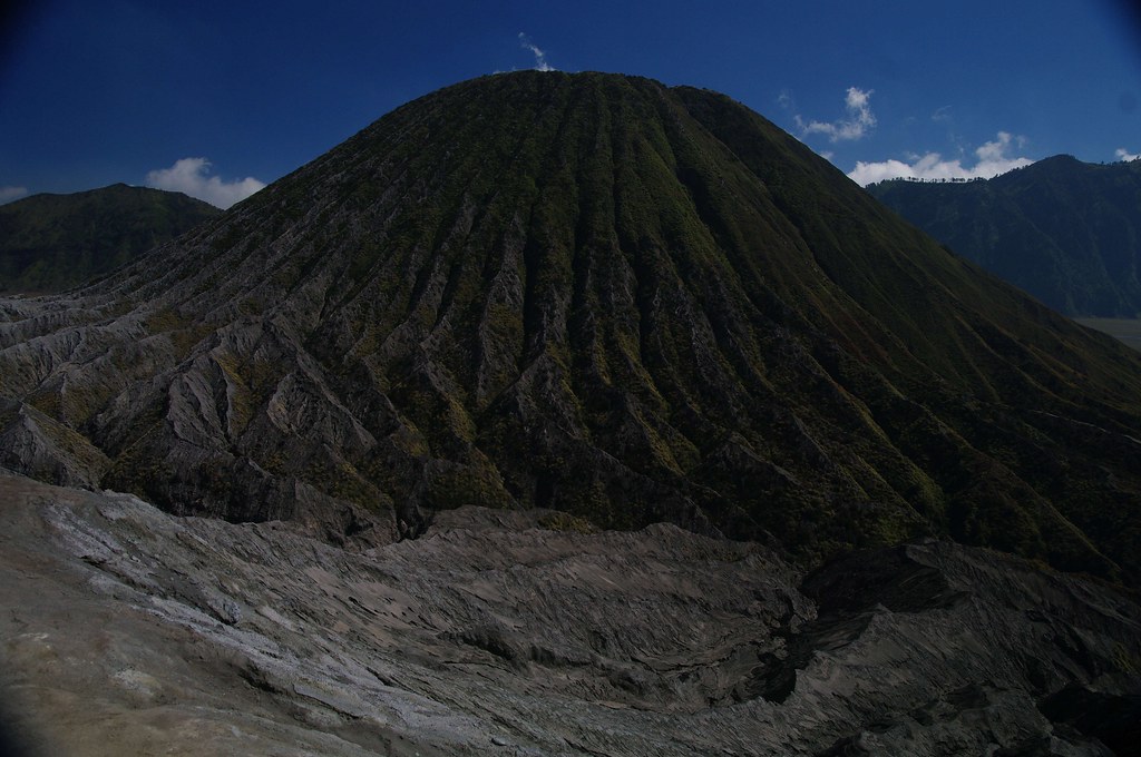 Mount Batok volcano trek - Mount Batok