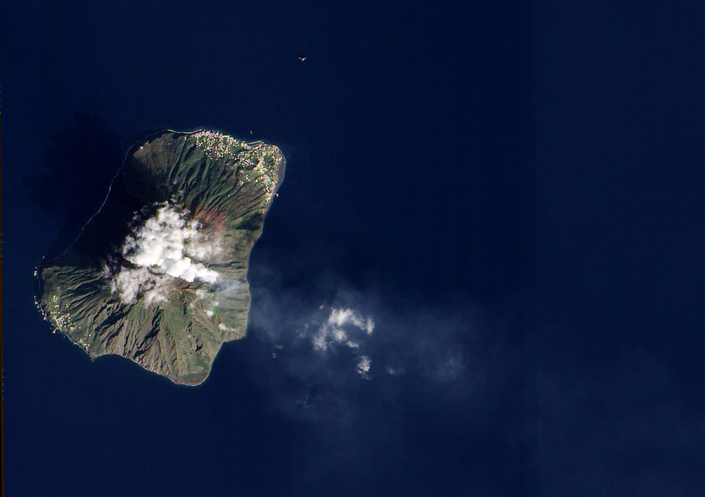 Hiking Stromboli Volcano: A Complete Guide to Trekking Europe’s Most Active Volcano