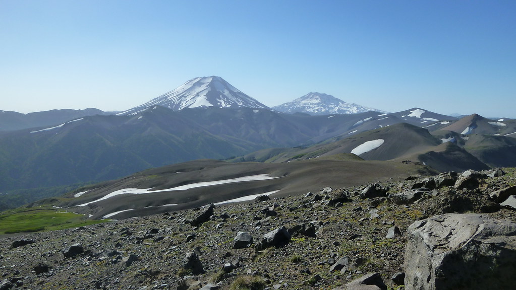 Tolhuaca volcano trek - On the left is volcan Lonquimay. Behind and to the right is volcan Tolhuaca.